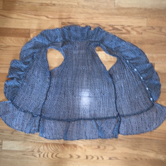 Polkadot Sleeveless Blouse - Picture 4 of 8